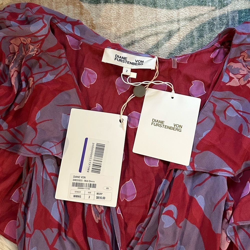 DIANE VON FURSTENBERG Aba Wrap-Effect Printed Crepe Midi Dress - Picture 5 of 5